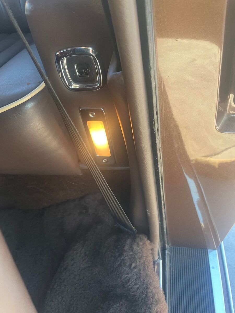 1986 Rolls-Royce Corniche 1986 ROLLS-ROYCE CORNICHE CONVERTIBLE 13K MILES - photo 12