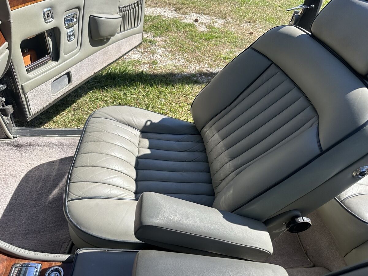 1986 Rolls-Royce Corniche II - photo 13