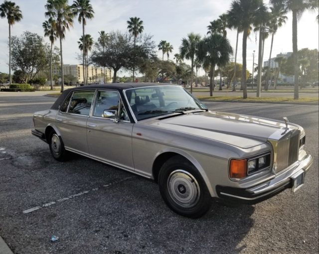 1986 Rolls Royce Silver Spur 35,610 one owner miles 1986 Rolls-Royce Silver Spirit/Spur/Dawn