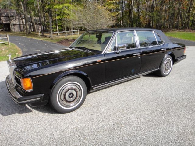 1986 Rolls Royce Silver Spur Claret Black/Tan 2 Owner 1986 Rolls-Royce Silver Spirit/Spur/Dawn