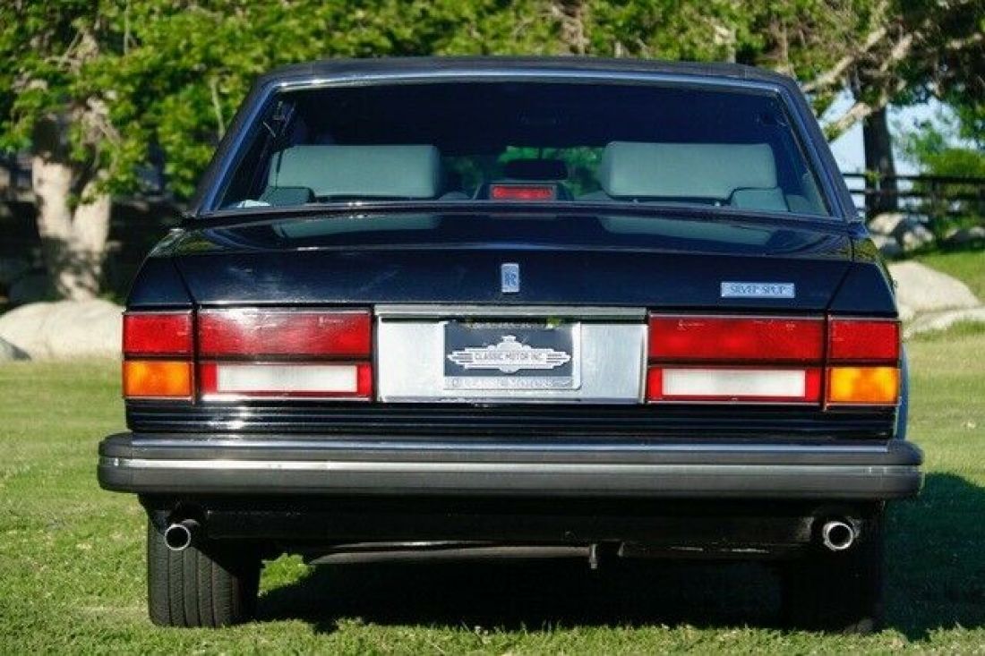 1986 Rolls-Royce Silver Spur Limo - photo 8