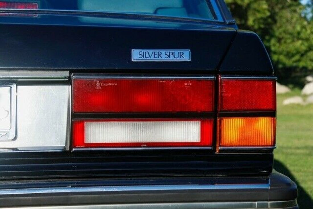 1986 Rolls-Royce Silver Spur Limo - photo 9