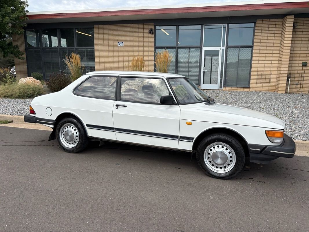 1986 saab 90 very hard to find on a US title - photo 12