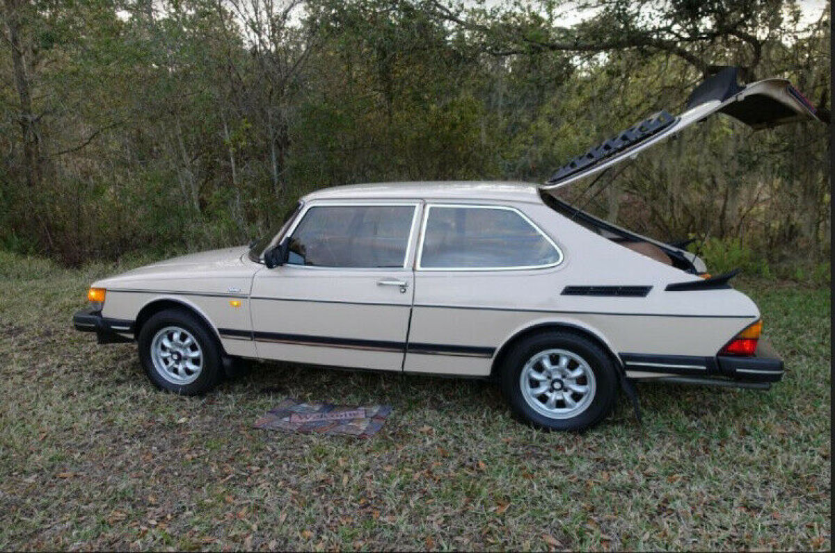 1986 Saab 900 Coupe - photo 10