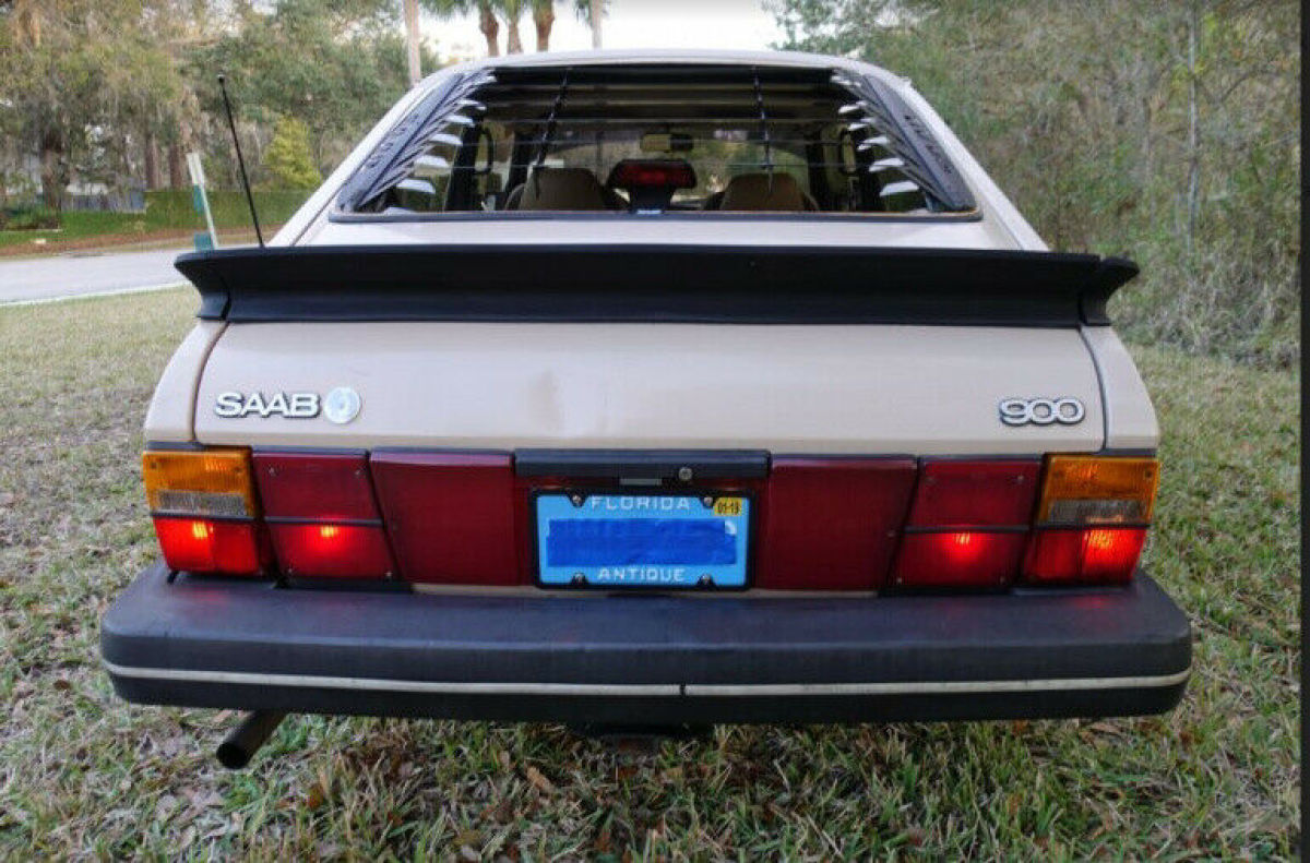 1986 Saab 900 Coupe - photo 11