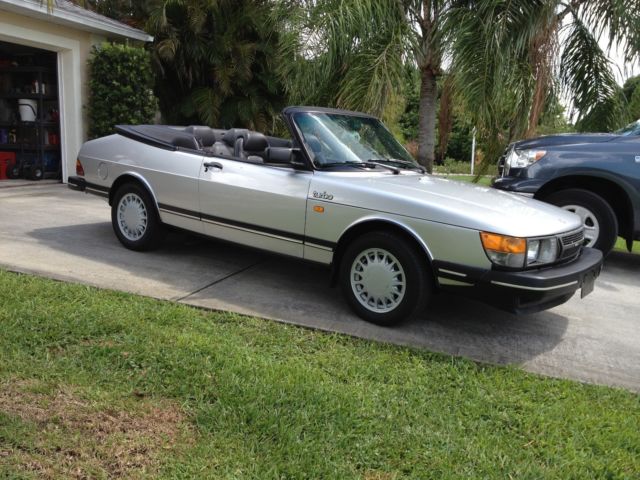 1986 Saab 900 2-door convertible - photo 9