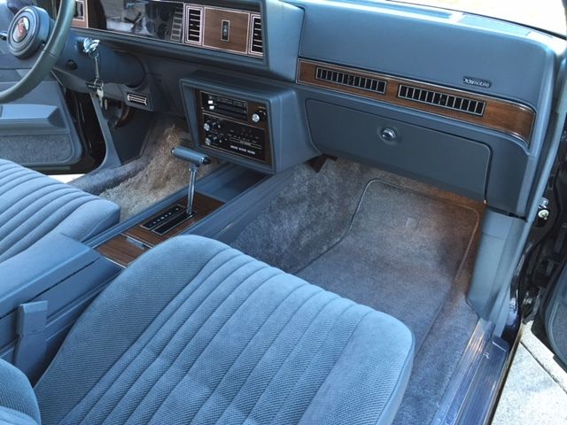 1986 Oldsmobile Cutlass SALON, BUCKETS CONSOLE, WORKING AC - photo 10
