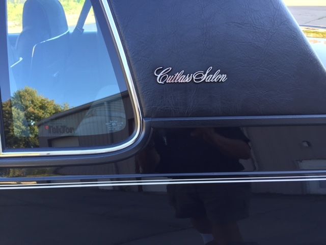 1986 Oldsmobile Cutlass SALON, BUCKETS CONSOLE, WORKING AC - photo 7