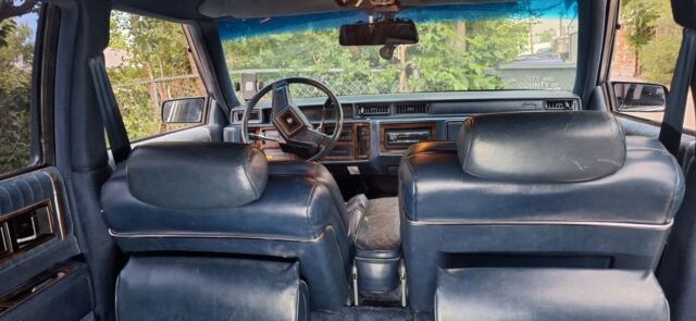 1986 Cadillac Fleetwood - photo 13