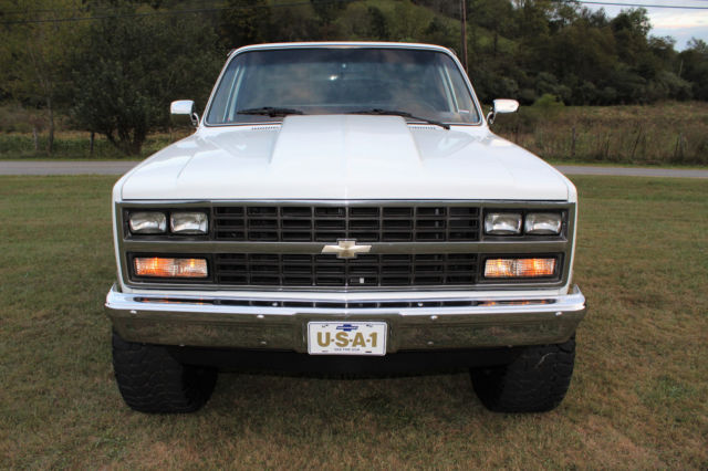 1986 Chevrolet C-10 1500 SILVERADO - photo 2