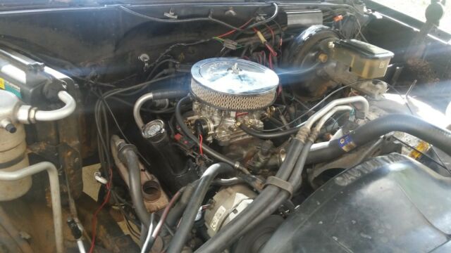 1986 Chevrolet Suburban C10 - photo 2