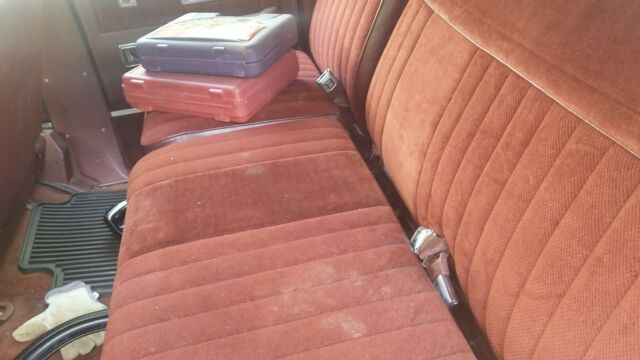 1986 Chevrolet Suburban C10 - photo 6
