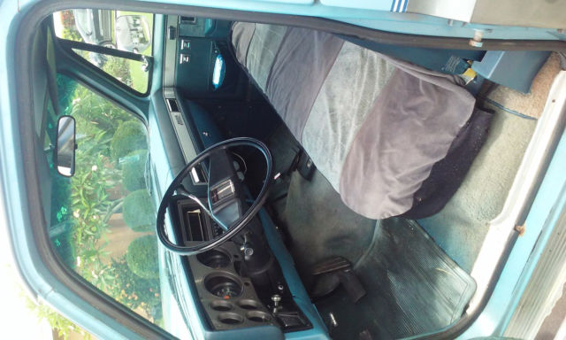 1986 GMC Suburban - photo 8