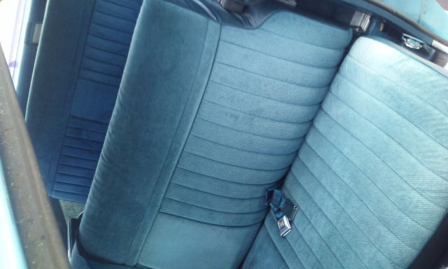 1986 GMC Suburban - photo 9