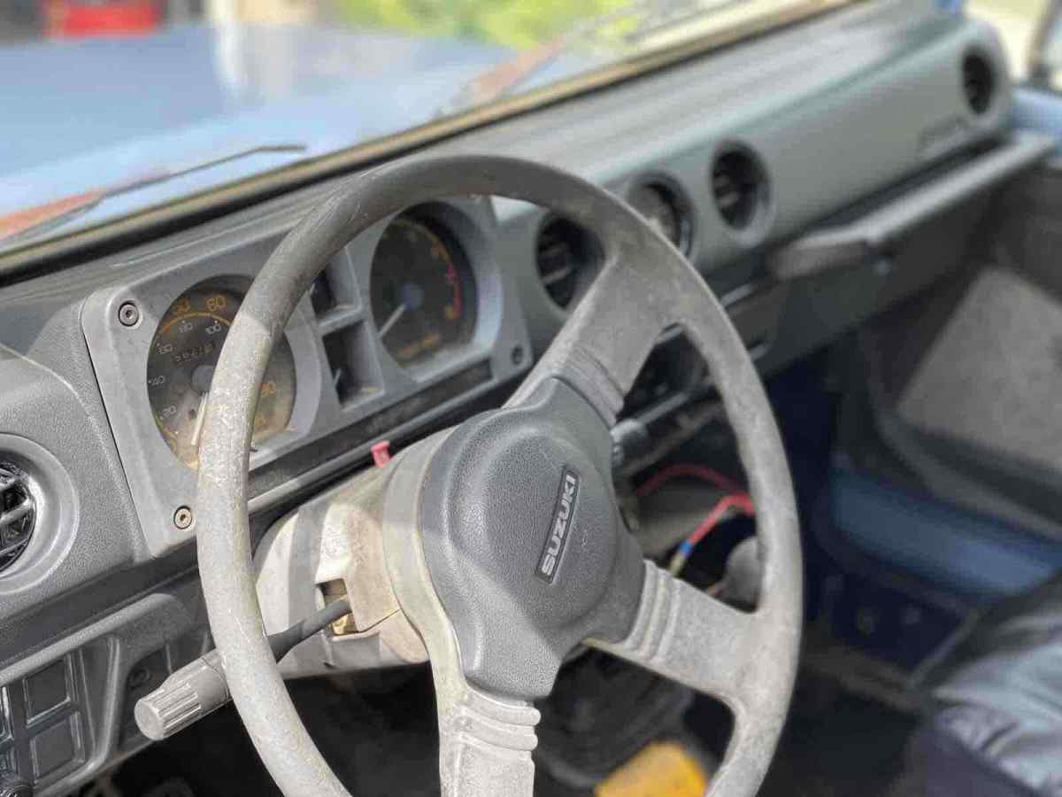 1986 Suzuki Samurai - photo 12