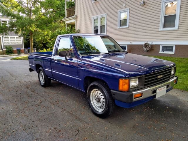 1986 Toyota 1/2 Ton Pickup Truck 1986 Toyota Pickup 1/2 Ton