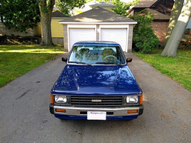 1986 Toyota Pickup 1/2 Ton - photo 2
