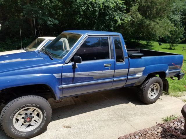 1986 Toyota Tacoma Sr5 turbo - photo 2
