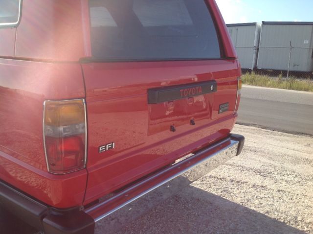 1986 Toyota 4Runner 1 OWNER 22RE 4 CYLINDERS 5 SPEED MANUAL 4X4 - photo 11