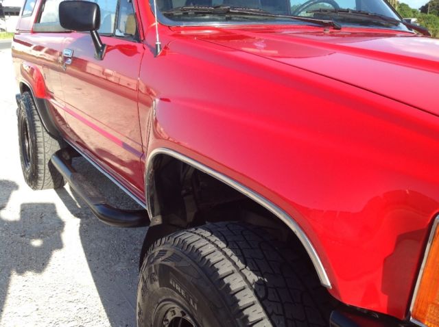 1986 Toyota 4Runner 1 OWNER 22RE 4 CYLINDERS 5 SPEED MANUAL 4X4 - photo 6