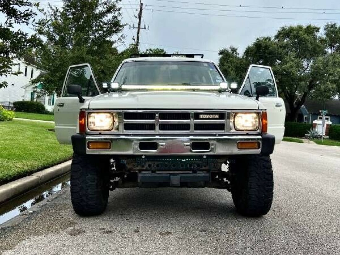 1986 Toyota 4Runner RN60 - photo 6
