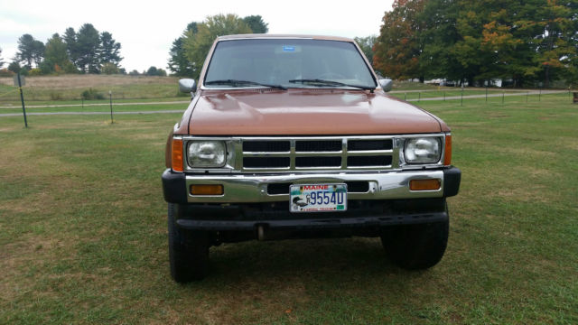 1986 Toyota DLX 4x4 ext cab pickup DLX - photo 8