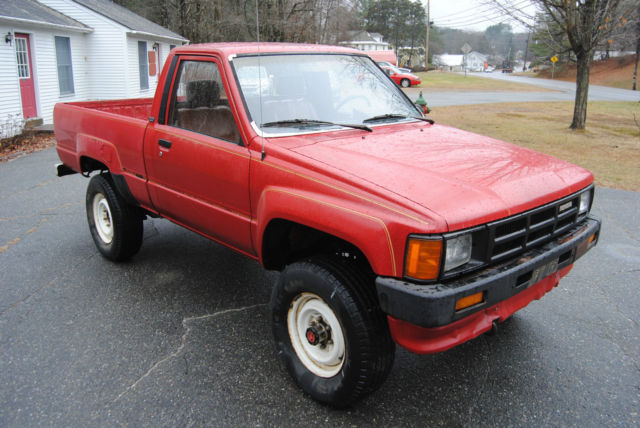 1986 Toyota Other Base Standard Cab Pickup 2-Door - photo 4