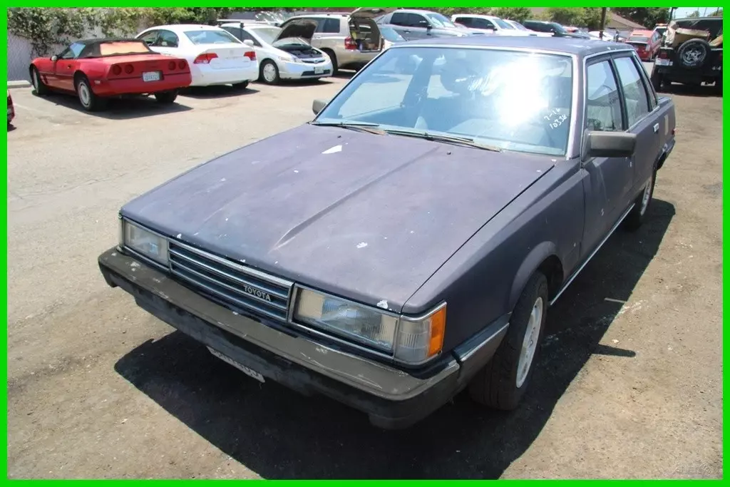 1986 Toyota Camry 2.0 L 4 Cylinder NO RESERVE 1986 Toyota Camry