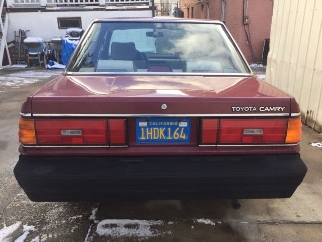 1986 Toyota Camry DLX Sedan 4-Door - photo 5