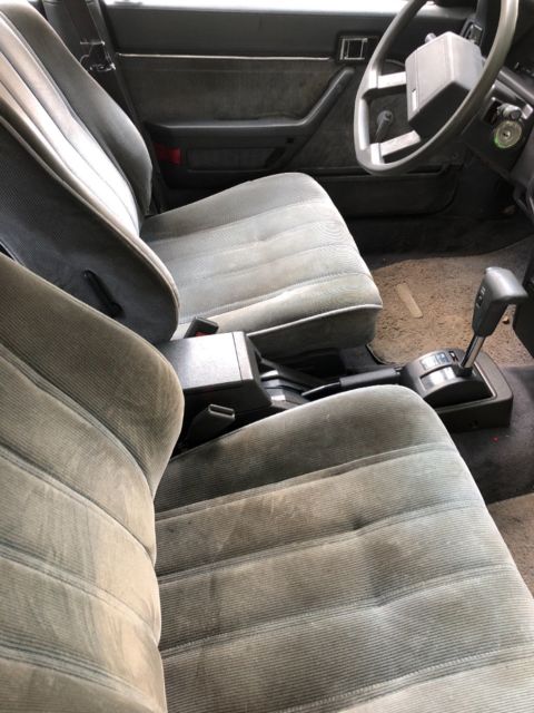 1986 Toyota Camry LE - photo 10