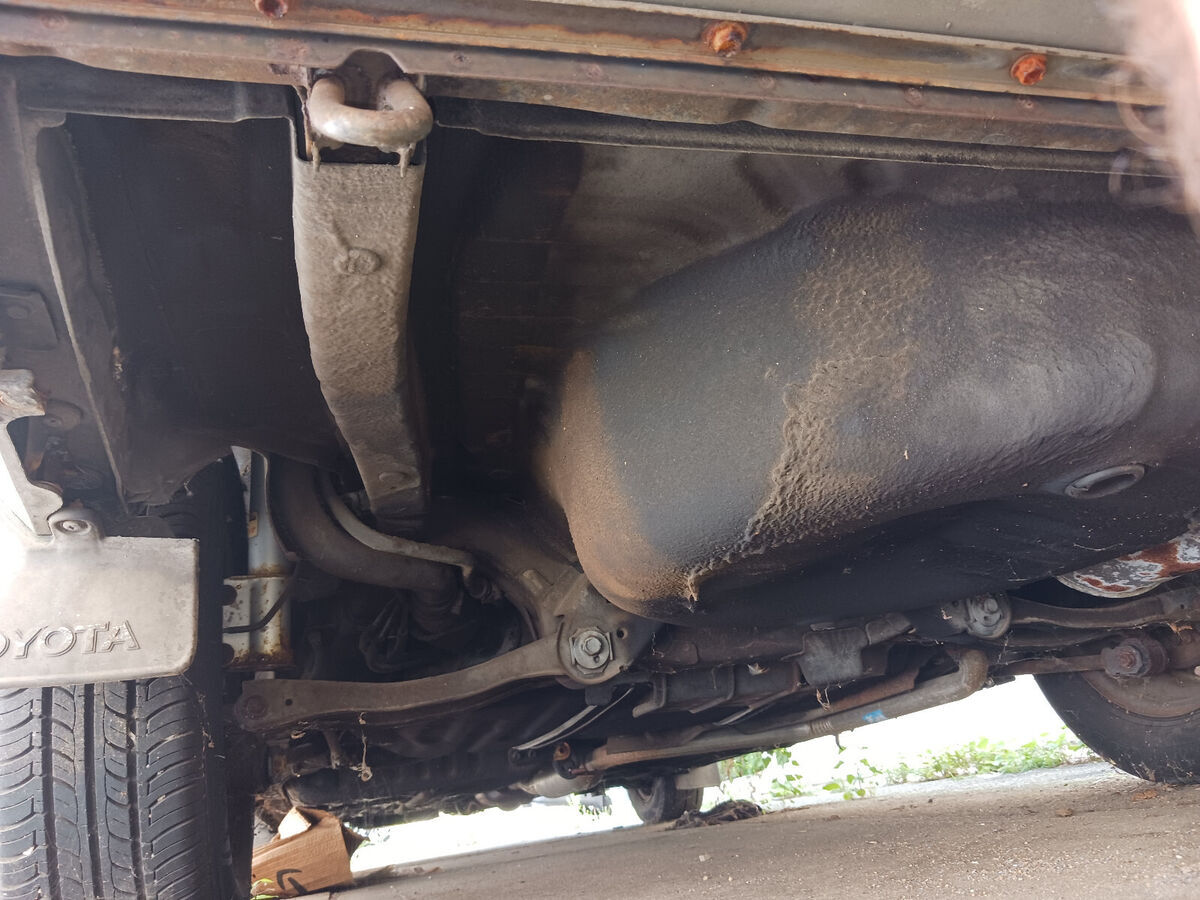1986 Toyota Camry LE - photo 7