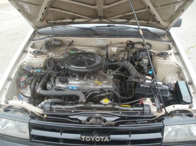 1986 Toyota Corolla Deluxe 4dr Sedan - photo 12