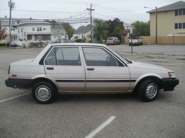 1986 Toyota Corolla Deluxe 4dr Sedan - photo 6