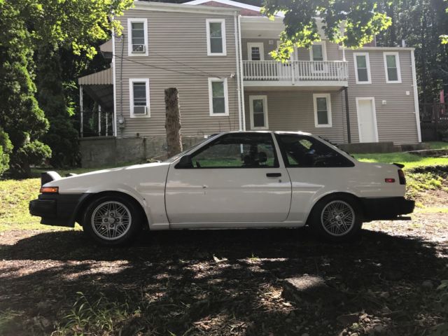 1986 Toyota Corolla SR5 ae86 Coupe 5 Speed Manual 1986 Toyota Corolla SR5