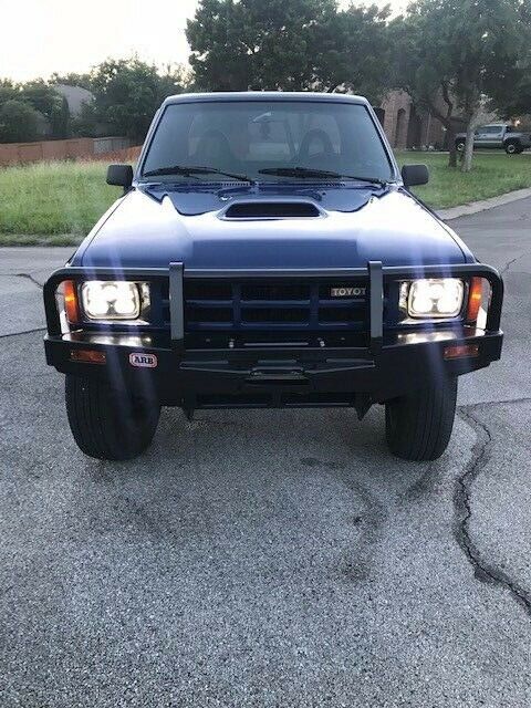 1986 Toyota Pickup Ext Cab SR5 Turbo 4X4 - photo 3