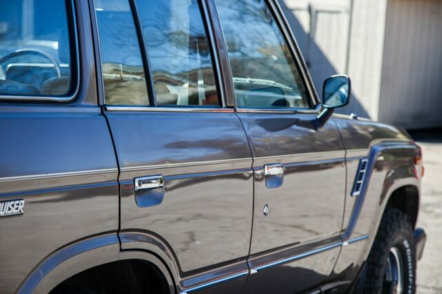 1986 Toyota Land Cruiser FJ60 - photo 6