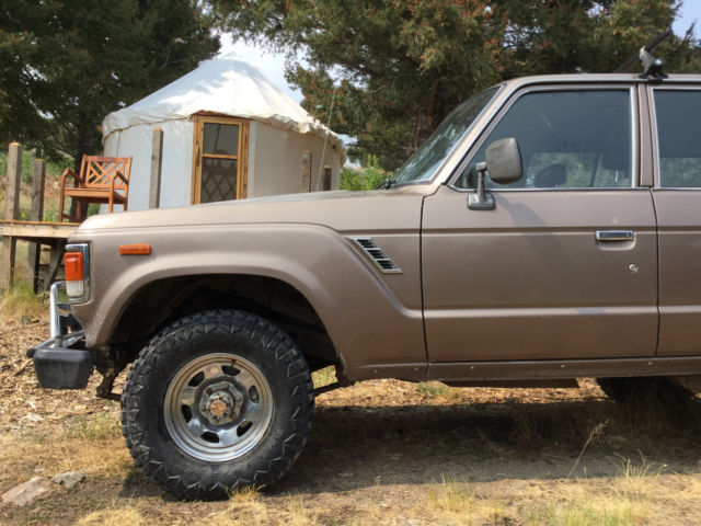 1986 Toyota Land Cruiser Base Sport Utility 4-Door - photo 11