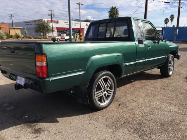 1986 Toyota Pickup SR5 - photo 2