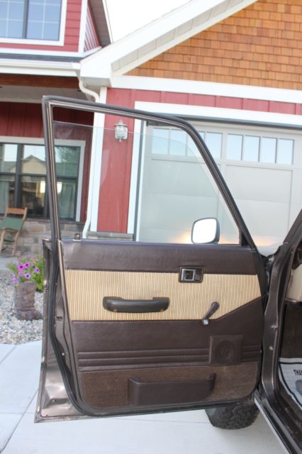 1986 Toyota Land Cruiser FJ60 - photo 11