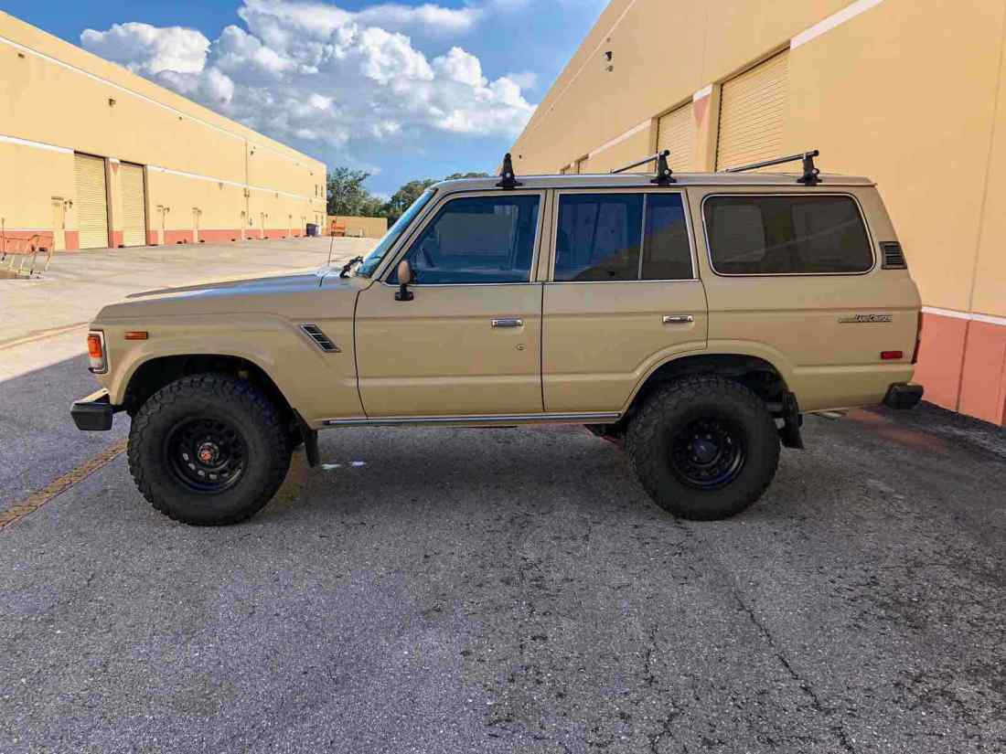 1986 Toyota Land Cruiser FJ60 - photo 2