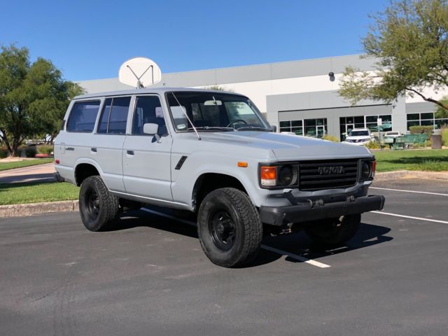 1986 Toyota LandCruiser fj60 Original Classic Survivor 4x4 Manuel Transmission 1986 Toyota Land Cruiser Fj60 4X4 Classic 4-Speed Manuel Transmission