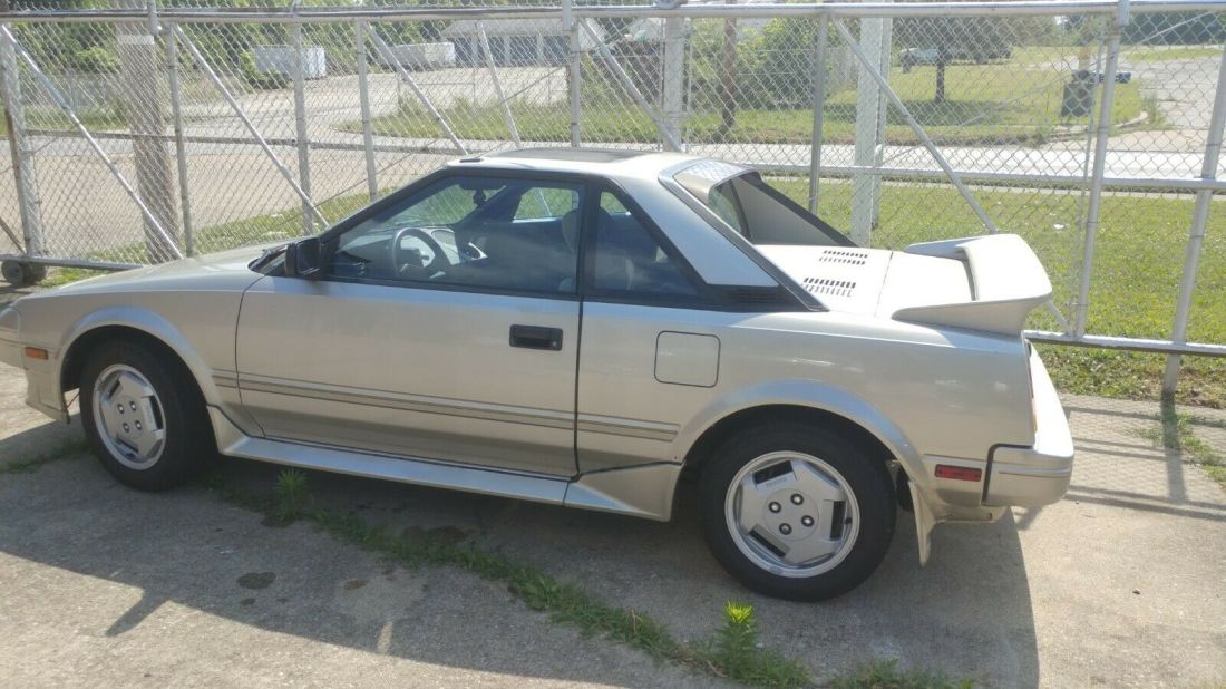 1986 Toyota MR2 - photo 7