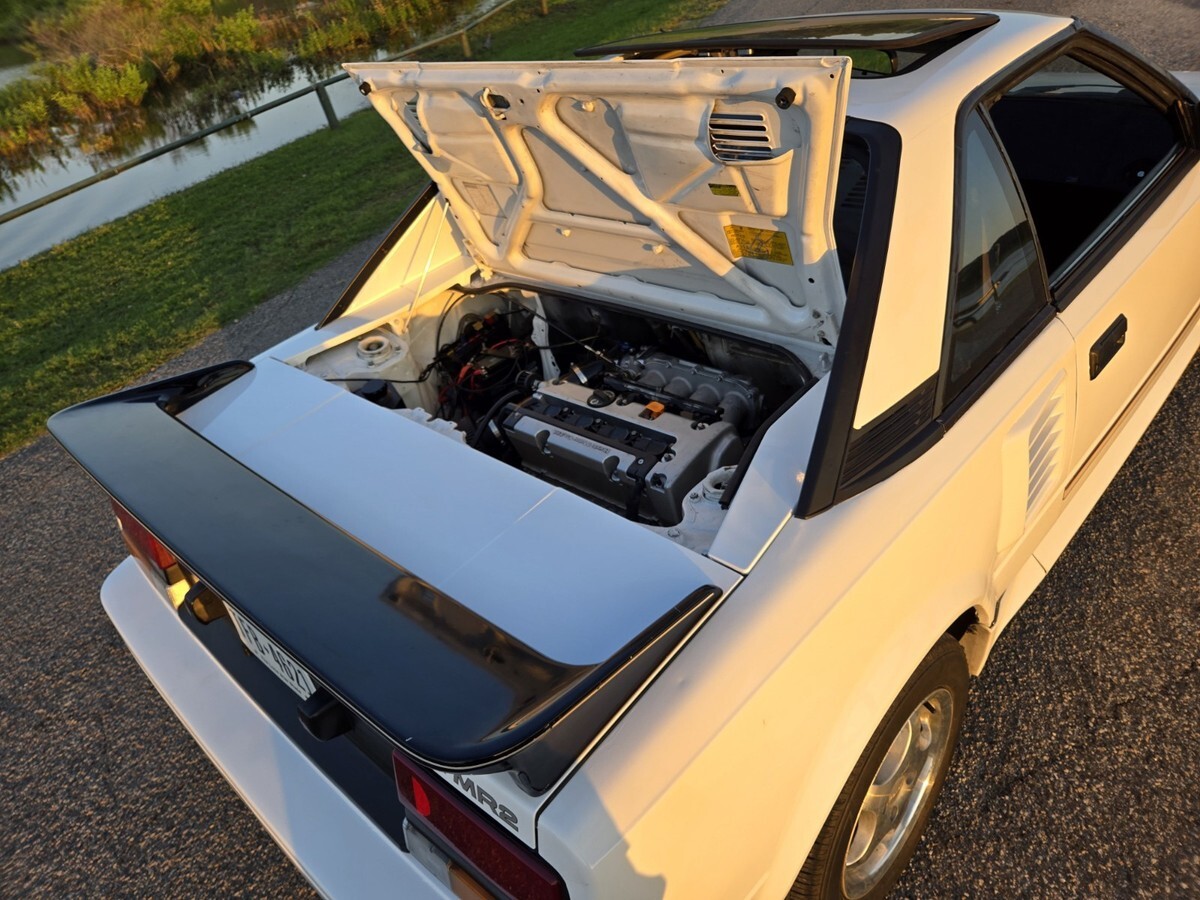 1986 Toyota MR2 - photo 13