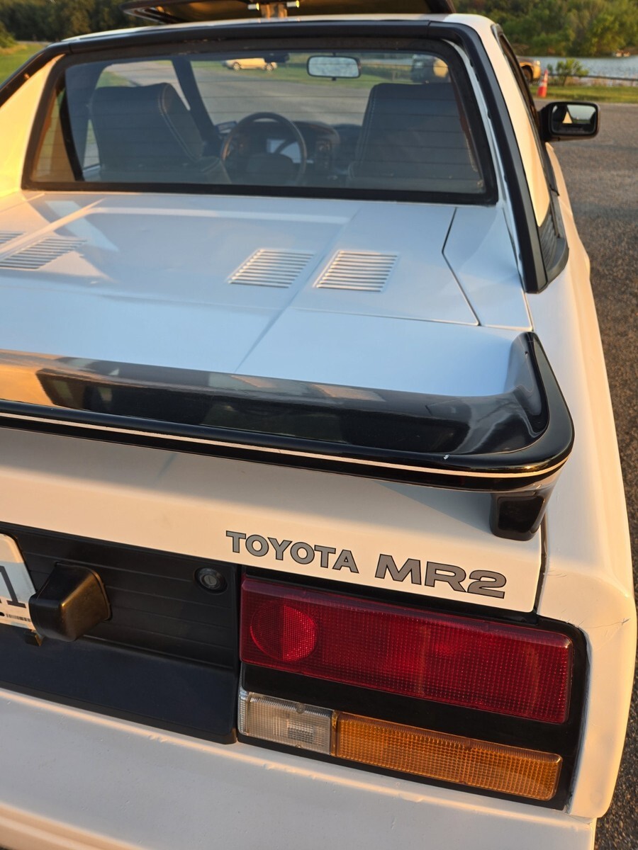 1986 Toyota MR2 - photo 7