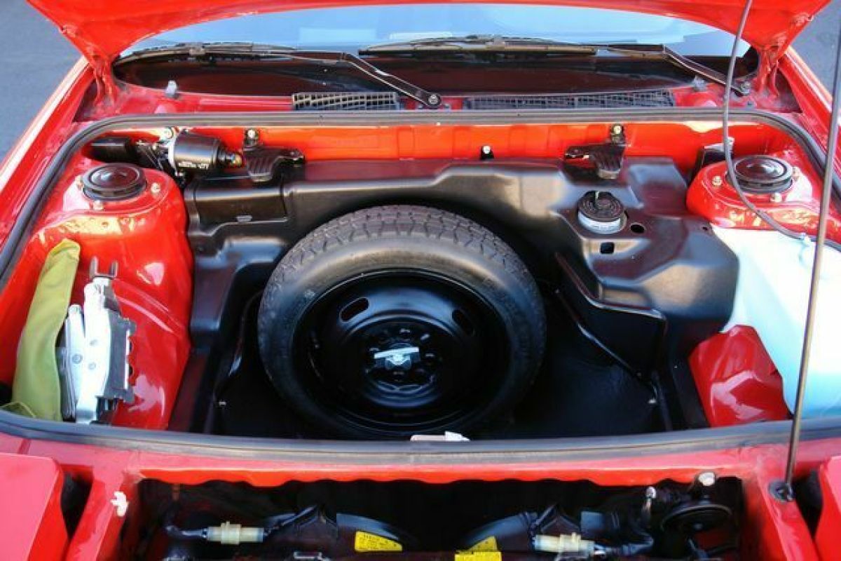 1986 Toyota MR2 - photo 12