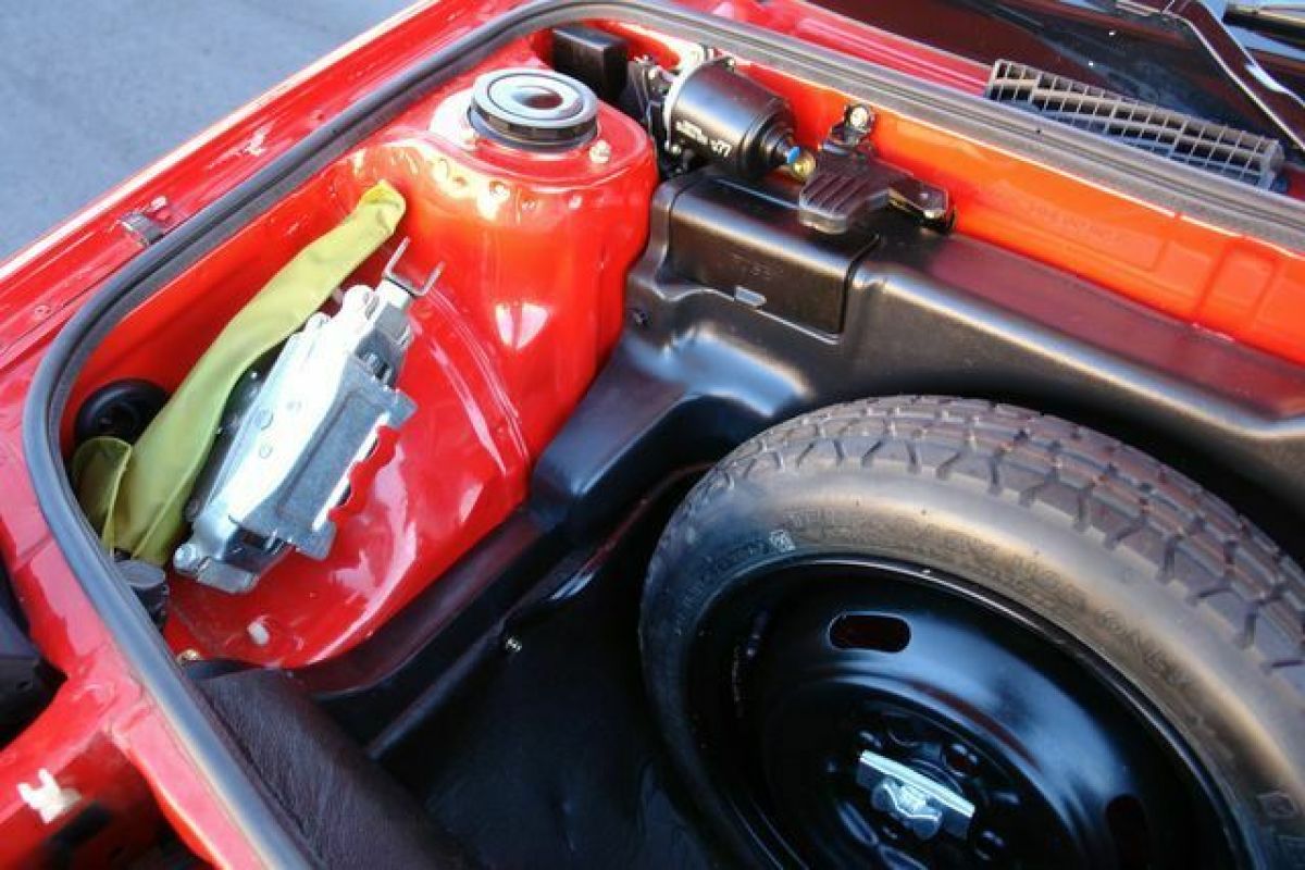 1986 Toyota MR2 - photo 13