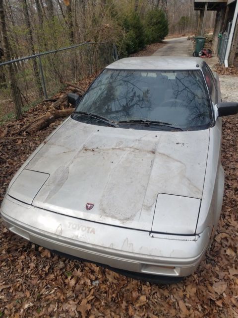 1986 Toyota MR2 Base - photo 4