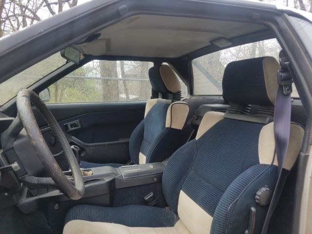 1986 Toyota MR2 Base - photo 6