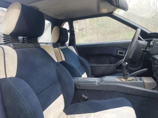 1986 Toyota MR2 Base - photo 8