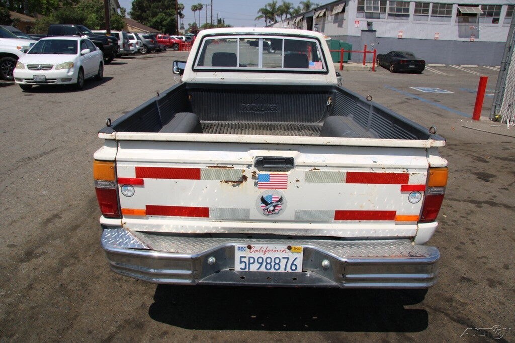 1986 Toyota Pickup - photo 5
